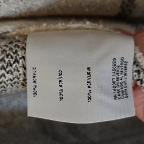 Simply Noelle cardigan with belt - Picture 3 of 5